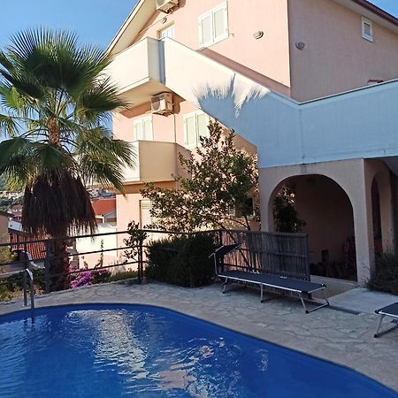 Apartmani Zulin Seget Vranjica Exterior foto